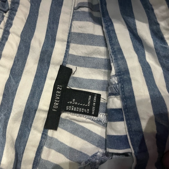 Large Forever 21 stripped high waist shorts ( measurements in description) - Picture 3 of 3